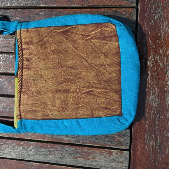 Fair Trade Made In Nepal Small Purse - Picture 4 of 5